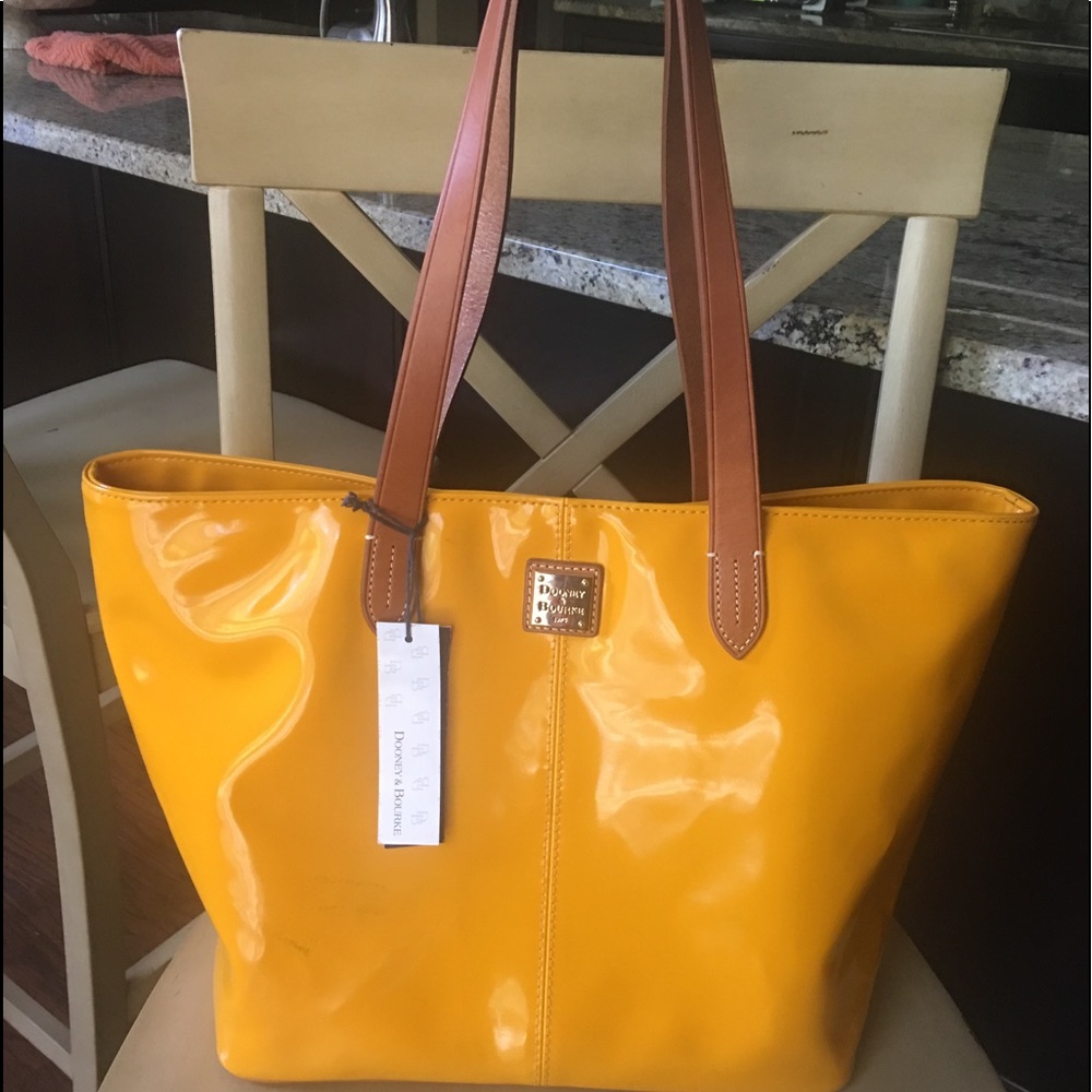 Dooney & Bourke Large Zip Shopper